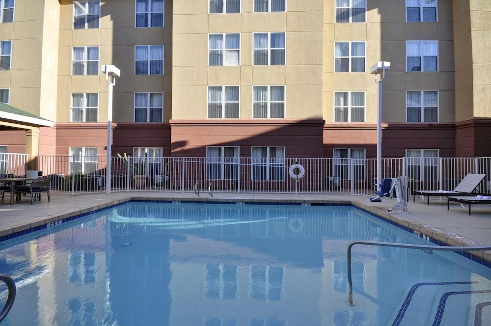 Homewood Suites By Hilton Phoenix-Biltmore Exterior foto