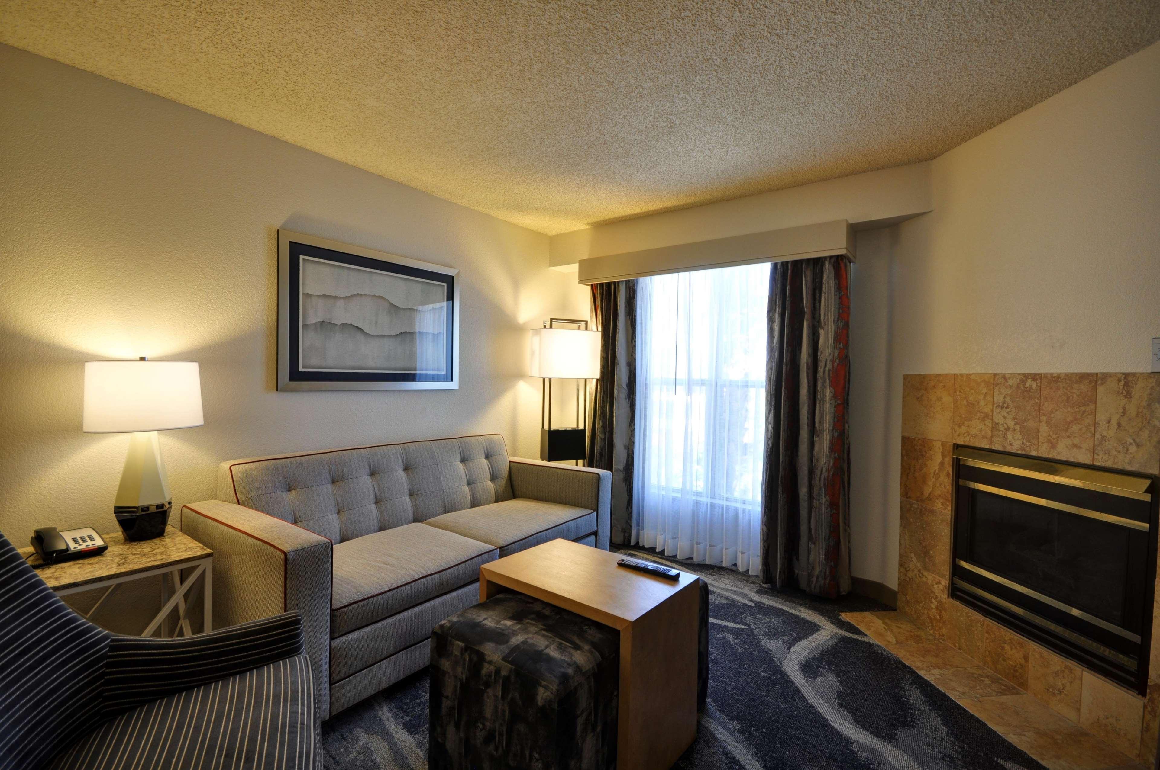 Homewood Suites By Hilton Phoenix-Biltmore Exterior foto